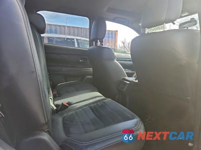 Zdjęcie 11 z 12 samochodu: 2019 MITSUBISHI OUTLANDER SE VIN:JA4AD3A31KZ035304 - miniatura