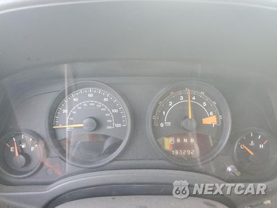 Zdjęcie 9 z 15 samochodu: 2015 JEEP PATRIOT SPORT VIN:1C4NJPBA5FD438418 - miniatura