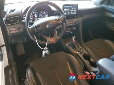 Zdjęcie 8 z 13 samochodu: 2020 HYUNDAI VELOSTER BASE VIN:KMHTG6AF3LU028737 - miniatura