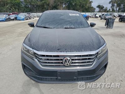 Piąte zdjęcie samochodu w środku: 2020 VOLKSWAGEN PASSAT R-LINE VIN:1VWMA7A32LC022078 - miniatura