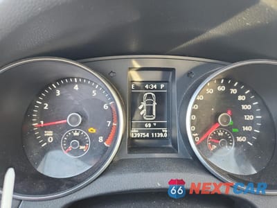 Zdjęcie 9 z 14 samochodu: 2011 VOLKSWAGEN GOLF VIN:WVWDA7AJXBW221412 - miniatura