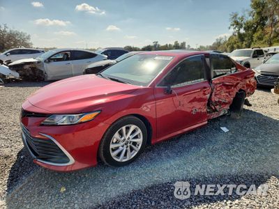 2024 TOYOTA CAMRY LE 4T1R11AK8RU263929 - główne zdjęcie licytacji z USA - miniatura