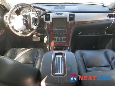 Zdjęcie 8 z 14 samochodu: 2012 CADILLAC ESCALADE EXT LUXURY VIN:3GYT4MEF5CG151237 - miniatura