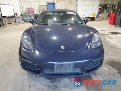 Piąte zdjęcie samochodu w środku: 2018 PORSCHE BOXSTER VIN:WP0CA2A88JS210846 - miniatura