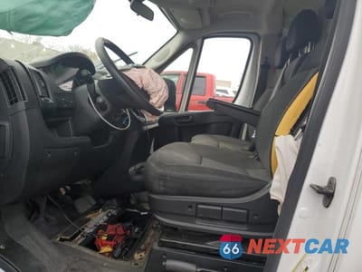 Zdjęcie 7 z 12 samochodu: 2019 RAM PROMASTER 2500 2500 HIGH VIN:3C6TRVDG9KE518259 - miniatura