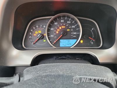 Zdjęcie 9 z 12 samochodu: 2014 TOYOTA RAV4 XLE VIN:JTMWFREV1EJ015271 - miniatura