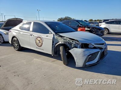 Czwarte zdjęcie samochodu z boku: 2023 TOYOTA CAMRY SE NIGHT SHADE VIN:4T1G11AK5PU173920 - miniatura