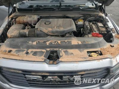 Zdjęcie 11 z 11 samochodu: 2025 RAM 1500 LARAMIE VIN:1C6SRFJP3SN510725 - miniatura
