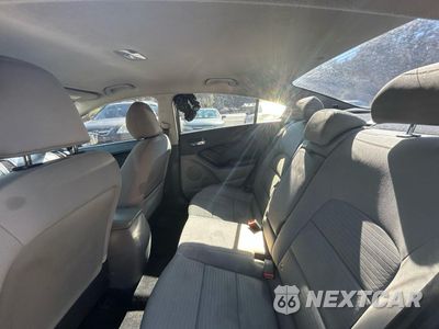 Zdjęcie 6 z 14 samochodu: 2016 KIA FORTE LX VIN:KNAFX4A68G5439702 - miniatura