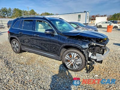 Czwarte zdjęcie samochodu z boku: 2025 MERCEDES-BENZ GLB 250 VIN:W1N4M4GB8SW421977 - miniatura