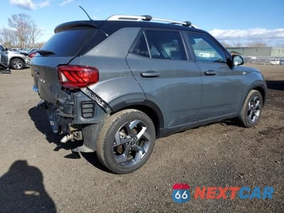 Trzecie zdjęcie samochodu z tyłu: 2023 HYUNDAI VENUE VIN:KMHRC8A3XPU258031 - miniatura