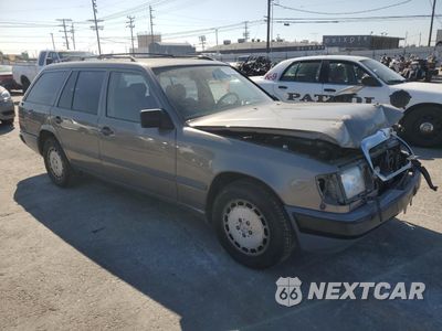 Czwarte zdjęcie samochodu z boku: 1987 MERCEDES-BENZ 300 TDT VIN:WDBEB93D5HF014177 - miniatura