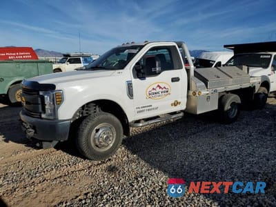 2019 FORD F350 SUPER DUTY UTILITY / SERVICE TRUCK 1FDRF3HT1KDA00988 - główne zdjęcie licytacji z USA - miniatura