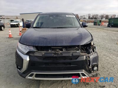 Piąte zdjęcie samochodu w środku: 2020 MITSUBISHI OUTLANDER SE VIN:JA4AD3A35LZ040197 - miniatura