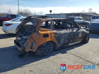 Trzecie zdjęcie samochodu z tyłu: 2023 VOLVO XC60 PLUS VIN:YV4L12RE9P1257809 - miniatura