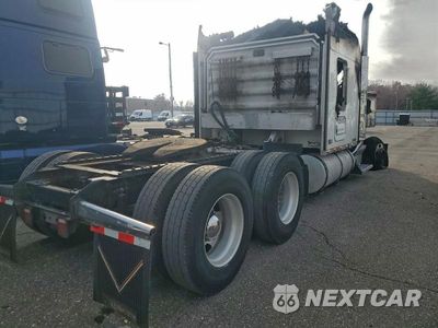 Czwarte zdjęcie samochodu z boku: 2005 KENWORTH W900 SEMI TRUCK VIN:1XKWDB9X95J080172 - miniatura