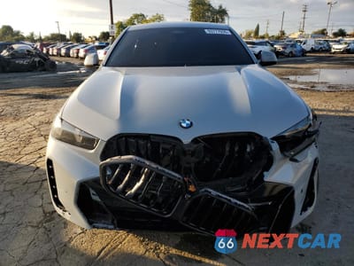 Piąte zdjęcie samochodu w środku: 2024 BMW X6 XDRIVE40I VIN:5UX33EX08R9U06039 - miniatura