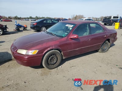 1997 TOYOTA CAMRY CE 4T1BF22K5VU006390 - główne zdjęcie licytacji z USA - miniatura