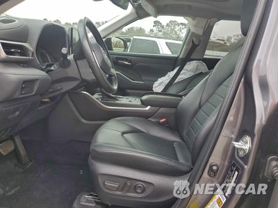 Zdjęcie 7 z 13 samochodu: 2022 TOYOTA HIGHLANDER HYBRID XLE VIN:5TDGARAH1NS515503 - miniatura