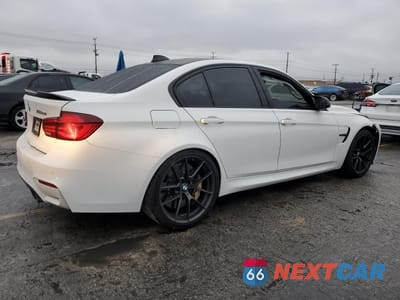 Trzecie zdjęcie samochodu z tyłu: 2018 BMW M3 VIN:WBS8M9C53J5L00311 - miniatura