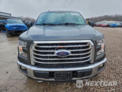 Piąte zdjęcie samochodu w środku: 2017 FORD F150 SUPERCREW VIN:1FTFW1EF1HKE18661 - miniatura