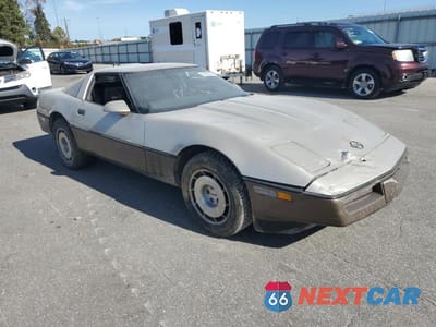Czwarte zdjęcie samochodu z boku: 1986 CHEVROLET CORVETTE VIN:1G1YY0782G5116197 - miniatura