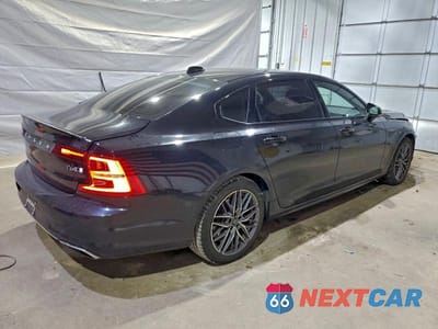 Trzecie zdjęcie samochodu z tyłu: 2020 VOLVO S90 T6 OCEAN RACE VIN:LVYA22MT6LP169894 - miniatura