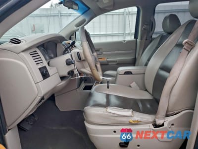 Zdjęcie 7 z 12 samochodu: 2008 CHRYSLER ASPEN LIMITED VIN:1A8HW58268F132511 - miniatura
