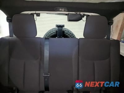 Zdjęcie 10 z 12 samochodu: 2013 JEEP WRANGLER UNLIMITED SPORT VIN:1C4BJWDG5DL539119 - miniatura