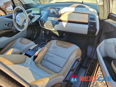 Zdjęcie 8 z 11 samochodu: 2016 BMW I3 REX VIN:WBY1Z4C55GV508307 - miniatura