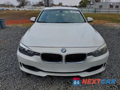 Piąte zdjęcie samochodu w środku: 2014 BMW 320 I XDRIVE VIN:WBA3C3G53ENS70225 - miniatura
