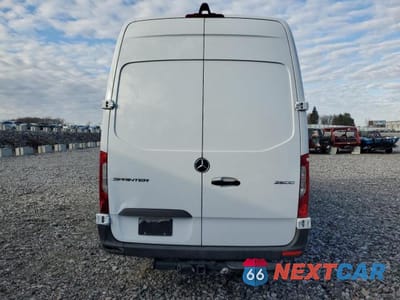 Zdjęcie 6 z 13 samochodu: 2025 MERCEDES BENZ SPRINTER 2500 DELIVERY VAN VIN:W1Y4KCHY4SP755004 - miniatura