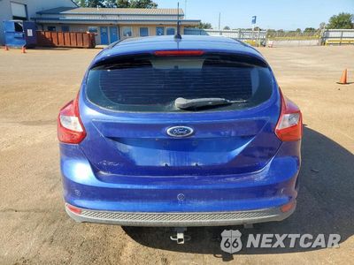 Zdjęcie 6 z 11 samochodu: 2014 FORD FOCUS TITANIUM VIN:1FADP3N28EL281436 - miniatura