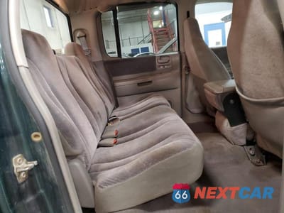 Zdjęcie 10 z 12 samochodu: 2002 DODGE DAKOTA QUAD SLT VIN:1B7HG48N52S661939 - miniatura