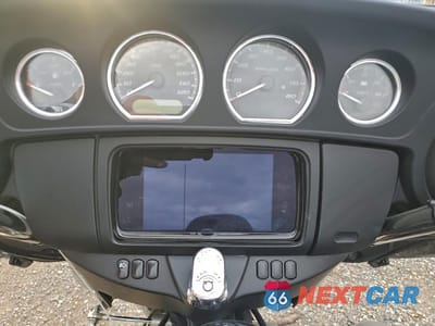 Zdjęcie 7 z 9 samochodu: 2021 HARLEY-DAVIDSON FLHTCUTG VIN:1HD1MAF12MB852938 - miniatura