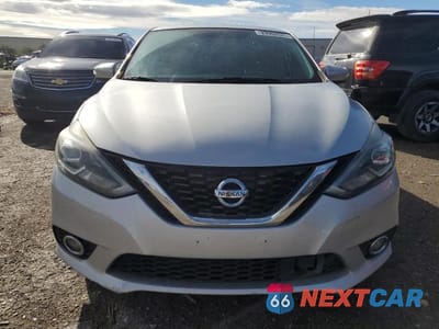 Piąte zdjęcie samochodu w środku: 2017 NISS SENTRA SR VIN:3N1AB7AP2HY244353 - miniatura