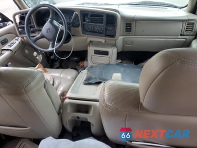 Zdjęcie 8 z 14 samochodu: 2001 CHEVROLET TAHOE K1500 VIN:1GNEK13T31J256843 - miniatura