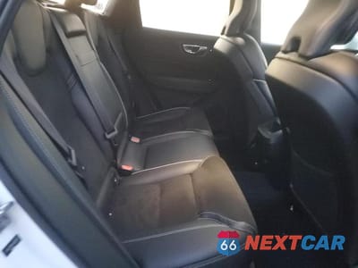 Zdjęcie 11 z 12 samochodu: 2019 VOLVO XC60 T6 R-DESIGN VIN:LYVA22RM7KB230771 - miniatura