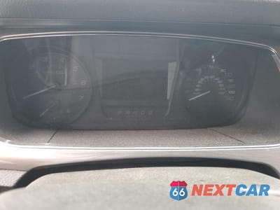 Zdjęcie 9 z 12 samochodu: 2015 FORD TAURUS SEL VIN:1FAHP2E89FG147934 - miniatura