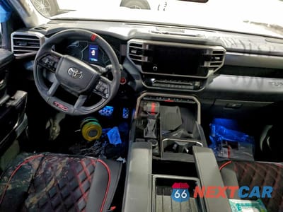 Zdjęcie 8 z 15 samochodu: 2024 TOYOTA TUNDRA CREWMAX SR5 VIN:5TFLA5EC0RX036074 - miniatura