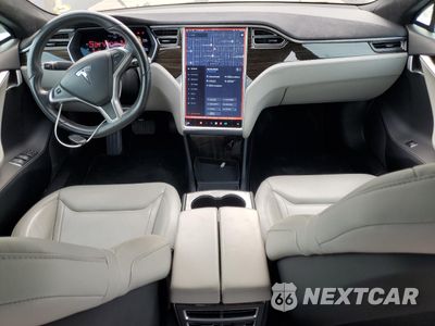 Zdjęcie 8 z 12 samochodu: 2016 TESLA MODEL S VIN:5YJSA1E13GF131562 - miniatura