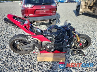 2018 HONDA CBR600 RR JH2PC40J1JK400569 - główne zdjęcie licytacji z USA - miniatura