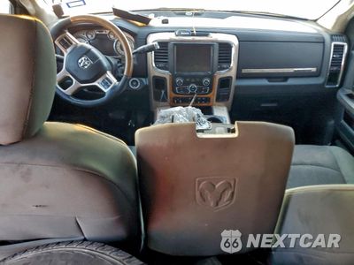 Zdjęcie 8 z 12 samochodu: 2015 RAM 3500 LONGHORN VIN:3C63RPNL3FG661273 - miniatura