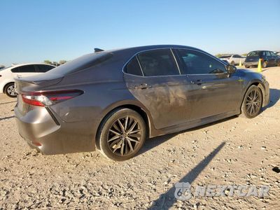 Trzecie zdjęcie samochodu z tyłu: 2021 TOYOTA CAMRY SE VIN:4T1G11AK5MU586772 - miniatura