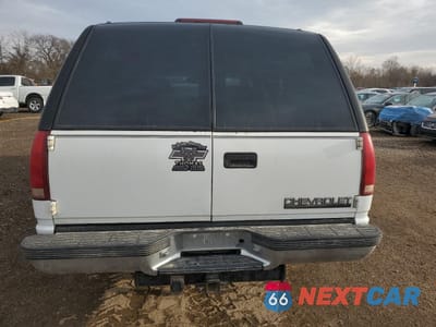 Zdjęcie 6 z 15 samochodu: 1997 CHEVROLET SUBURBAN K2500 VIN:1GNGK26J7VJ300728 - miniatura