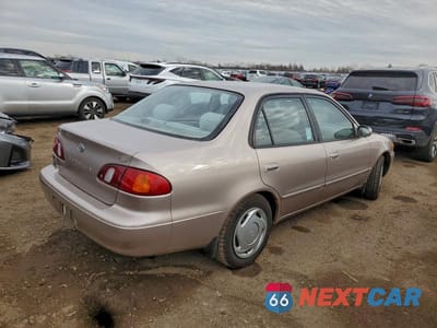 Trzecie zdjęcie samochodu z tyłu: 1998 TOYOTA COROLLA VIN:1NXBR18E4WZ040602 - miniatura