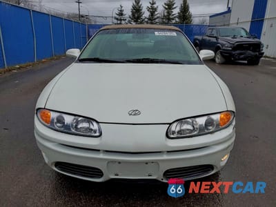 Piąte zdjęcie samochodu w środku: 2001 OLDSMOBILE AURORA VIN:1G3GR64H714106415 - miniatura