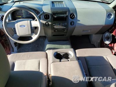 Zdjęcie 8 z 14 samochodu: 2005 FORD F150 VIN:1FTRX14W25KC54439 - miniatura