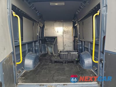 Zdjęcie 10 z 13 samochodu: 2020 RAM PROMASTER DELIVERY VAN VIN:3C6URVJG3LE112858 - miniatura