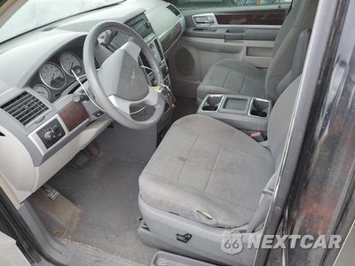 Zdjęcie 7 z 13 samochodu: 2010 CHRYSLER TOWN & COUNTRY TOURING VIN:2A4RR5D18AR104511 - miniatura